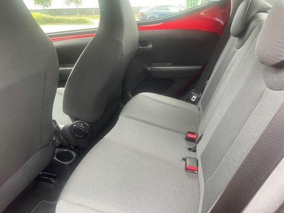 Toyota Aygo X X-play Tss White #15