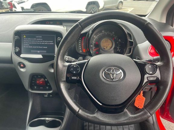 Toyota Aygo X X-play Red #7
