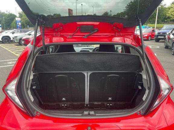 Toyota Aygo X X-play Red #13