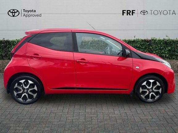 Toyota Aygo X X-play Red #23