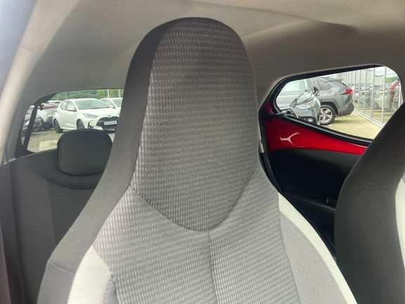 Toyota Aygo X X-play Red #17