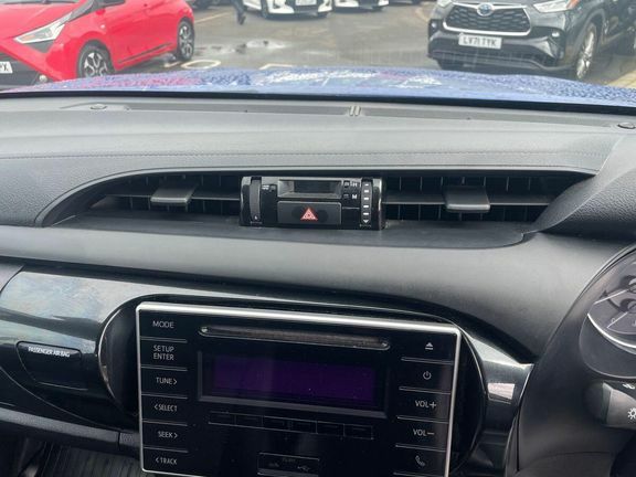 Toyota HILUX Hi-luxury Active D-4d 4Wd Single Cab 4Wd #28