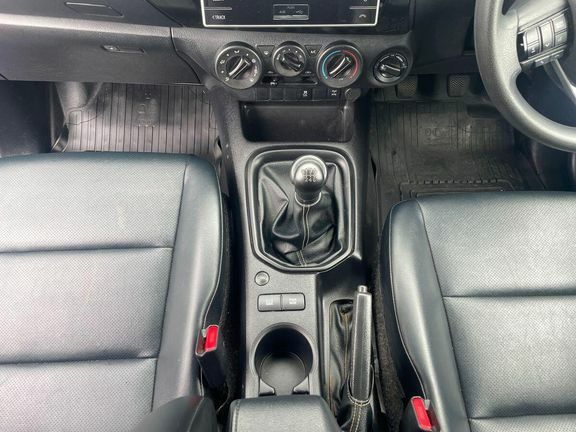 Toyota HILUX Hi-luxury Active D-4d 4Wd Single Cab 4Wd #26