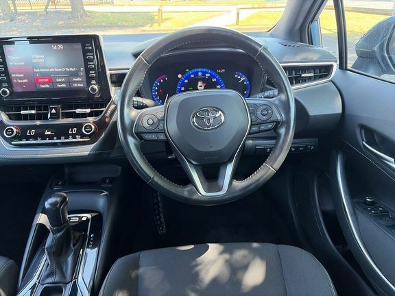 Toyota Corolla Toyota Hat 1.8 Hbd 122Hp Design Cvt Hatchback Blue #7