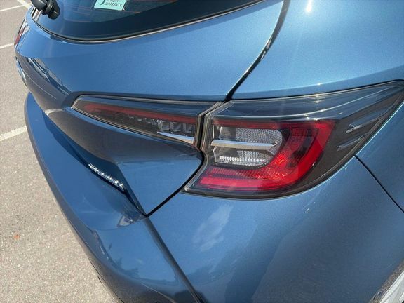 Toyota Corolla Toyota Hat 1.8 Hbd 122Hp Design Cvt Hatchback Blue #21