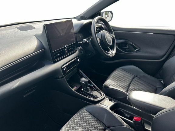 Toyota Yaris Excel Silver #5