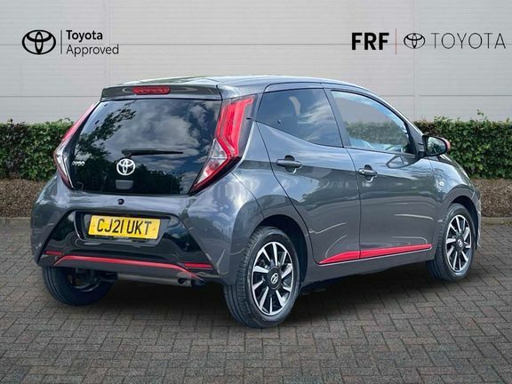 Toyota Aygo X X-trend Tss Grey #2