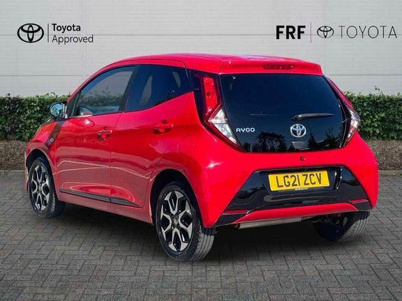 Toyota Aygo X X-trend Tss Red #4