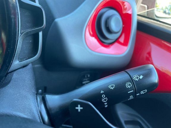 Toyota Aygo X X-play Tss Vvt-i 1.0 Red #45