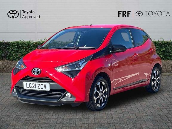 Toyota Aygo X X-trend Tss Red #3