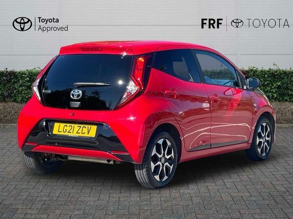 Toyota Aygo X X-trend Tss Red #2