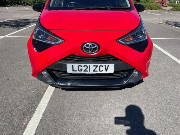 Toyota Aygo X X-play Tss Vvt-i 1.0 Red #20