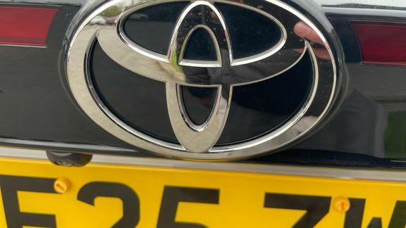 Toyota Yaris Cross Design White #37