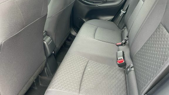 Toyota Yaris Cross Design White #12