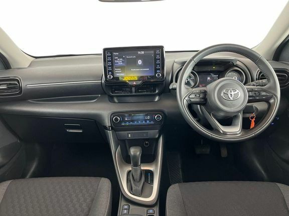 Toyota Yaris Design Silver #6