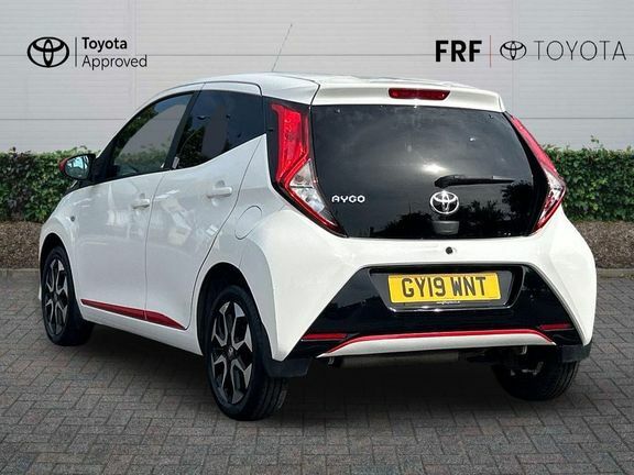 Toyota Aygo X X-trend Mmt White #4