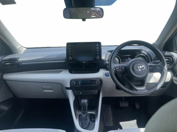 Toyota Yaris Excel 1.5 Hybrid Black #6