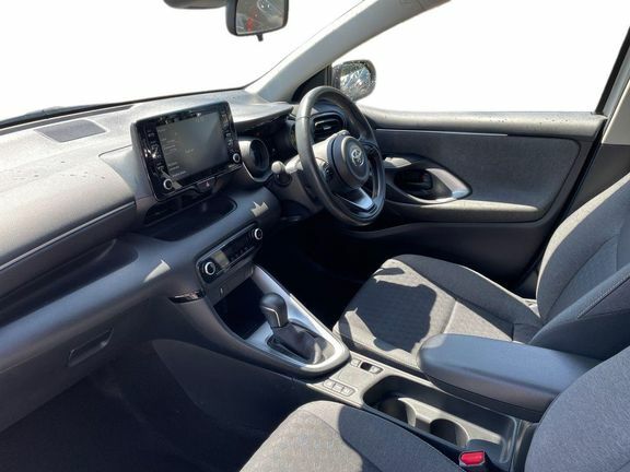 Toyota Yaris Yaris Design 1.5 Hybrid Silver #5