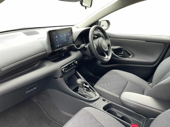 Toyota Yaris Design CA74LSE Silver #5