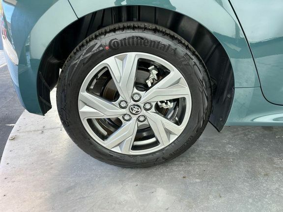 Toyota Yaris 1.5 Hybrid 130 Excel Cvt #24
