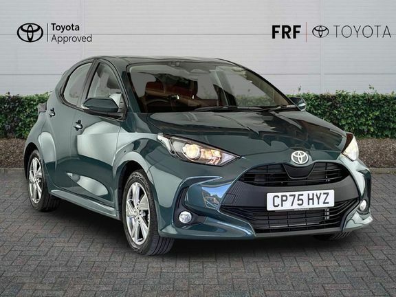 Toyota Yaris Icon Green