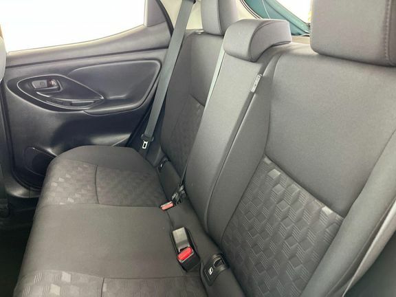 Toyota Yaris 1.5 Hybrid 130 Excel Cvt #14