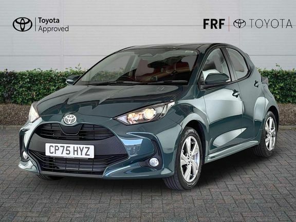 Toyota Yaris Icon Green #3