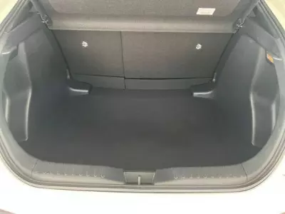 Toyota C-Hr 1.8 Hybrid Design Cvt White #13
