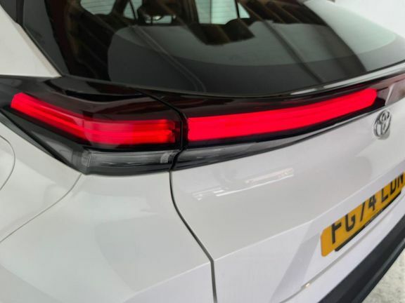 Toyota C-Hr 1.8 Hybrid Design Cvt Black #21