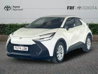 Toyota C-Hr 1.8 Hybrid Design Cvt White #3