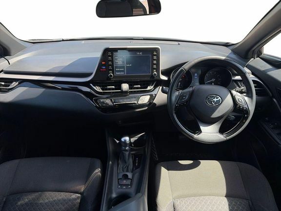 Toyota C-Hr Icon 1.8 Black #6