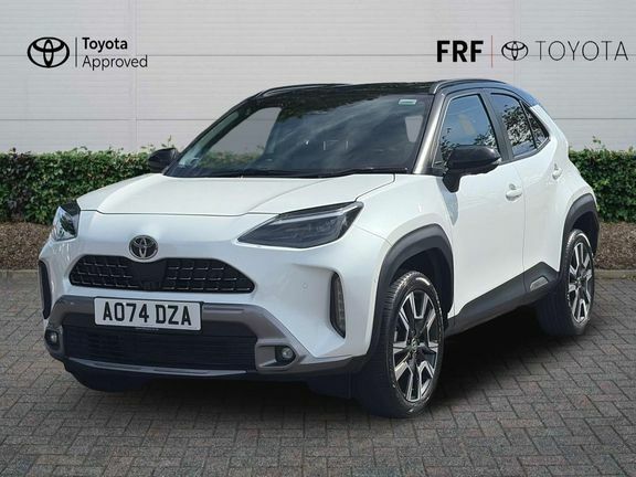 Toyota Yaris Cross Premiere Fwd White #3