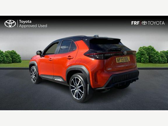 Toyota Yaris Cross Gr Sport Fwd Orange #4