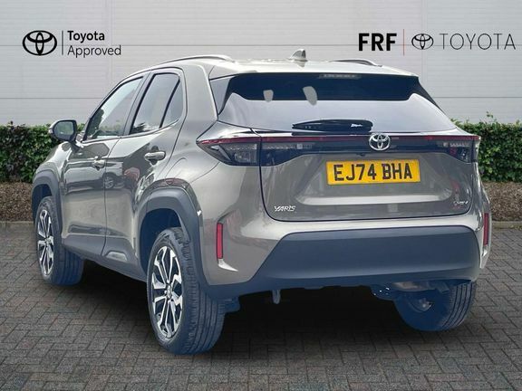 Toyota Yaris Cross Design Fwd Brown #4