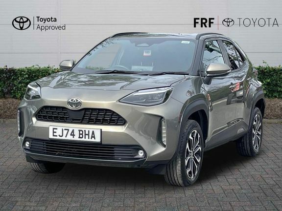 Toyota Yaris Cross Design Fwd Brown #3