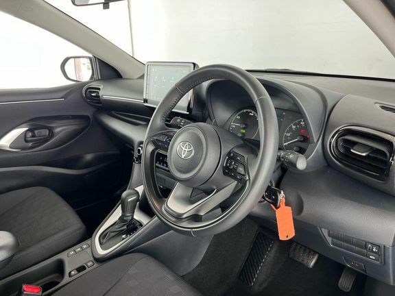 Toyota Yaris 1.5 Vvt-h Icon E-cvt Euro 6 Ss Green #12