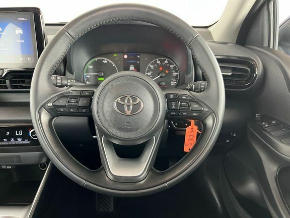 Toyota Yaris 1.5 Vvt-h Icon E-cvt Euro 6 Ss Green #10
