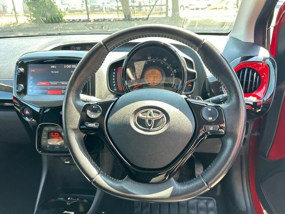 Toyota Aygo X 1.0 Vvt-i X-trend Euro 6 White #10