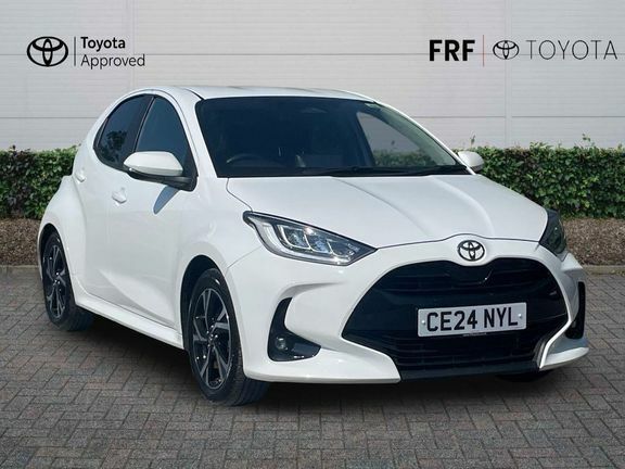 Toyota Yaris Design White