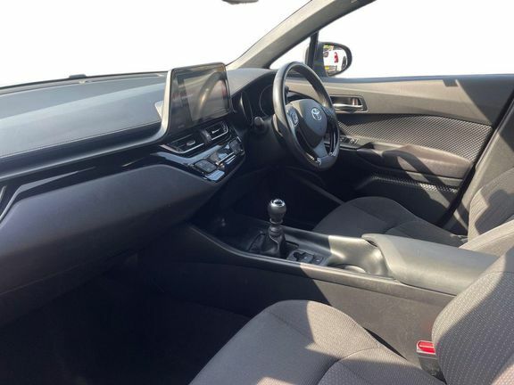 Toyota C-Hr Icon 1.2M Silver #5