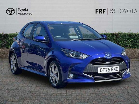 Toyota Yaris Icon Blue