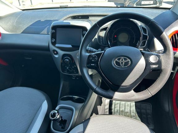 Toyota Aygo X 1.0 Vvt-i X-trend X-shift Euro 6 White #7
