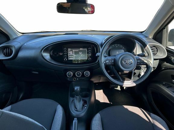 Toyota Aygo X Pure Automatic Black #6
