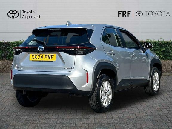 Toyota Yaris Cross 1.5 Vvt-h Icon E-cvt Euro 6 Ss Silver #2