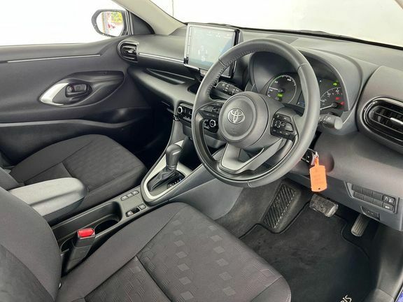 Toyota Yaris 1.6 Turbo Circuit Aero Black #12