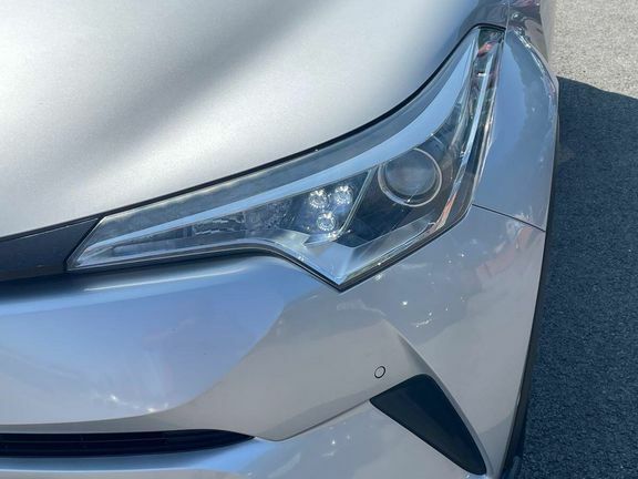 Toyota C-Hr 1.8 Vvt-h Icon Cvt Euro 6 Ss White #44