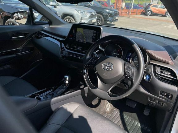 Toyota C-Hr 1.8 Vvt-h Icon Cvt Euro 6 Ss White #12
