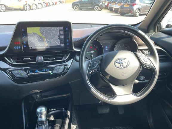 Toyota C-Hr 1.8 Vvt-h Icon Cvt Euro 6 Ss White #7