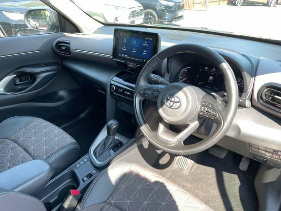 Toyota Yaris Cross 1.5 Vvt-h Excel E-cvt Euro 6 Ss Silver #12