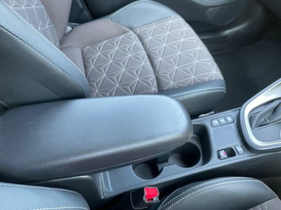 Toyota Yaris Cross 1.5 Vvt-h Excel E-cvt Euro 6 Ss Silver #21